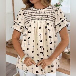 SHEIN Cream and Black Bow Kids Blouse